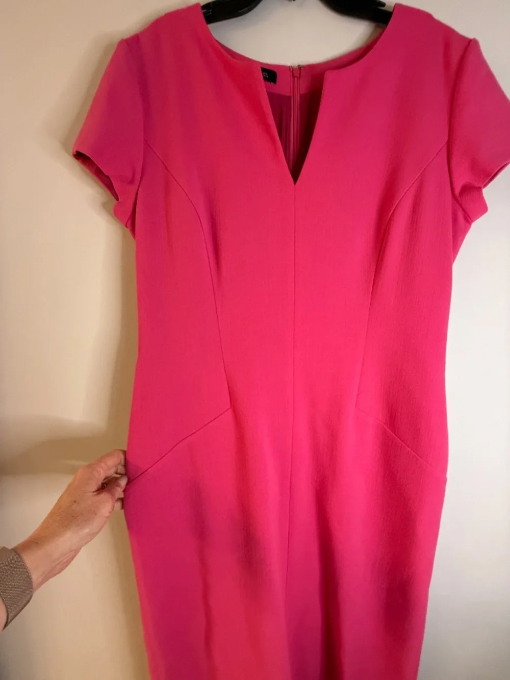 Lafayette 148 NY Cap Sleeve Tailored Split Neck Dress | Fuschia Pink | Size 8